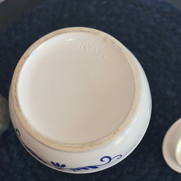 Vintage Heritage Royal Sealy Sugar container - Picture 9 of 11